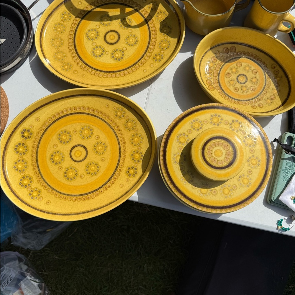 Franciscan Honeycomb Yellow Ceramic Plate